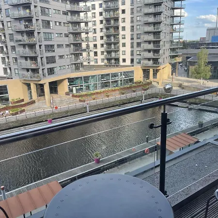 Deluxe Apt, Riverside Canal View&free Parking Apartment *