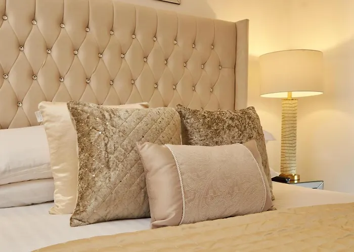 Deluxe Apt, Riverside Canal View&free Parking リーズ